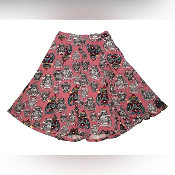 LulaRoe: Skeleton Key Pattern Swing Skirt - Picture 15 of 17